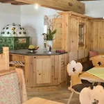 Bauernhof Krahlehen - - Gospodarstwo agroturystyczne *