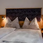 Bauernhof Krahlehen - - *