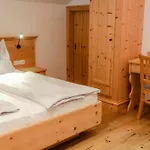 Gospodarstwo agroturystyczne Bauernhof Krahlehen - - *
