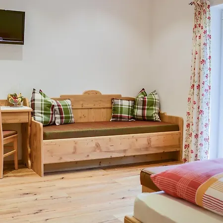 Bauernhof Krahlehenhof Farm stay Filzmoos